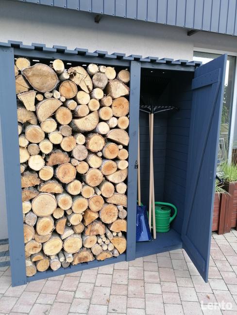 Drewutnia z domkiem narzędziowym