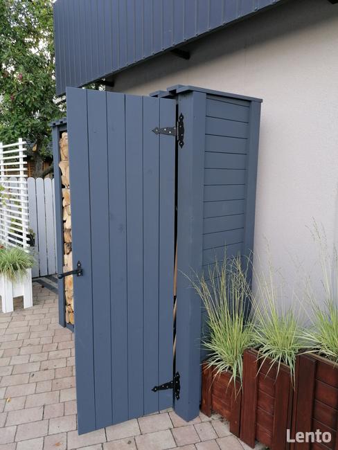 Drewutnia z domkiem narzędziowym