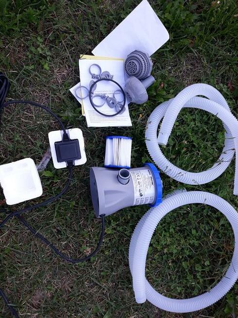 Pompa do basenu 58381 używana bezpieczna 12V 1249L Bestway