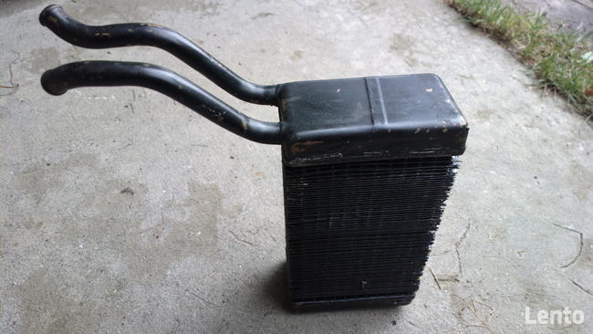 Sprzedam nagrzewnicę mosiężną o wymiarach 13 x 7 x 25 cm.