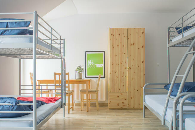 Fajna duża sala (70m2) do wynajęcia (z możliwością noclegu)