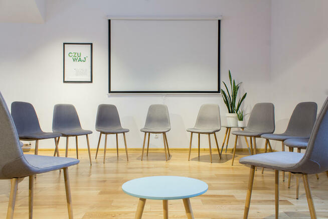 Fajna duża sala (70m2) do wynajęcia (z możliwością noclegu)