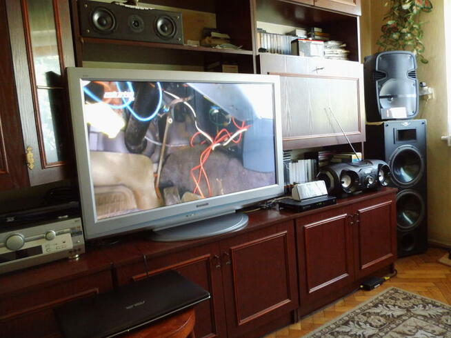 TV Plazmowy Panasonic VIERA Model TX-P42S20ES. Srebrny.