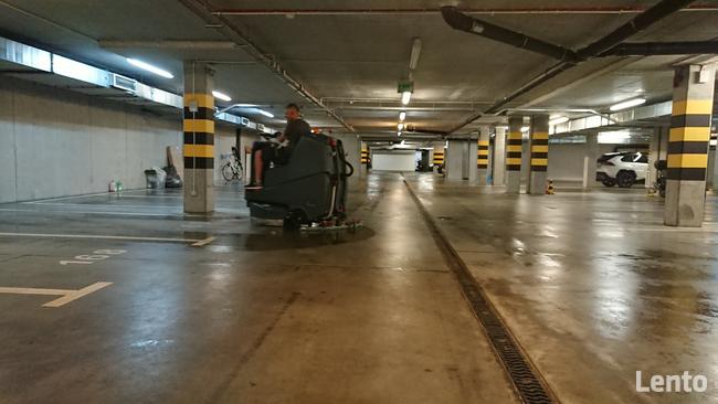 Mycie posadzek garaży podziemnych