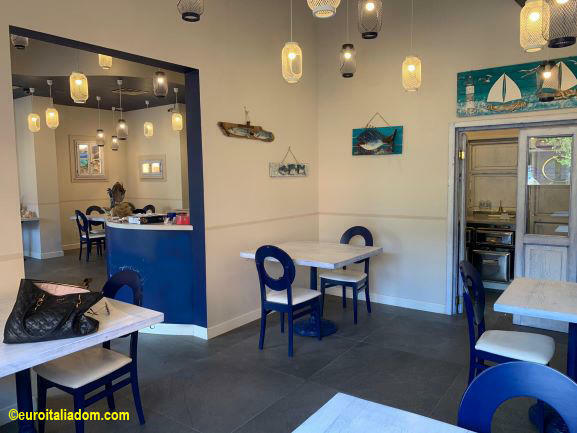 Nowoczesna restauracja we Włoszech w Toskanii we Florencji.