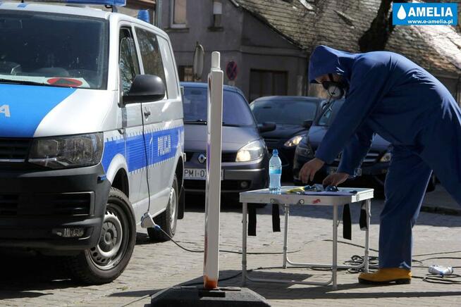 Dezynfekcja odkażanie ozonowanie z lampami UV-c zamgławianie