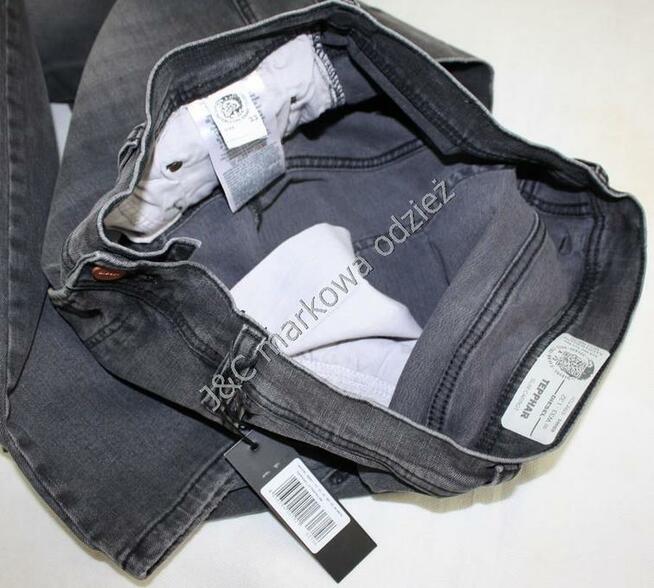 Hurt! Jeansy DIESEL męskie nowe oryginalne z metkami 1 gat.
