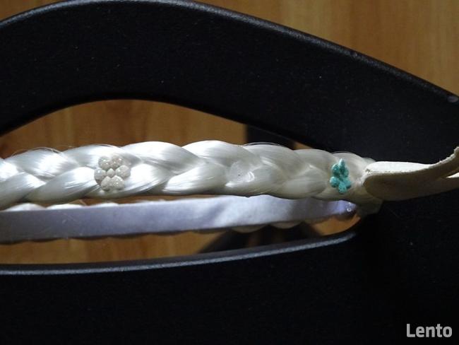 Lalka Elsa strzelająca płatkami śniegu + opaska na głowę