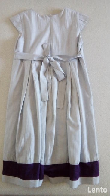 Sukienka rozmiar 134
