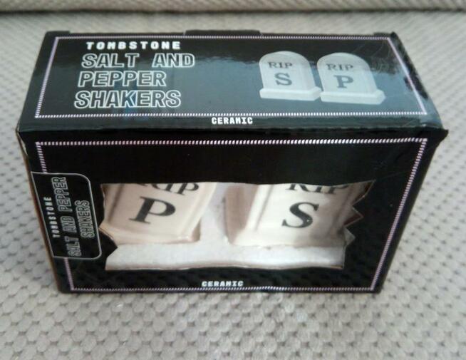 Tombstone nagrobki nagrobek solniczka pieprzniczka