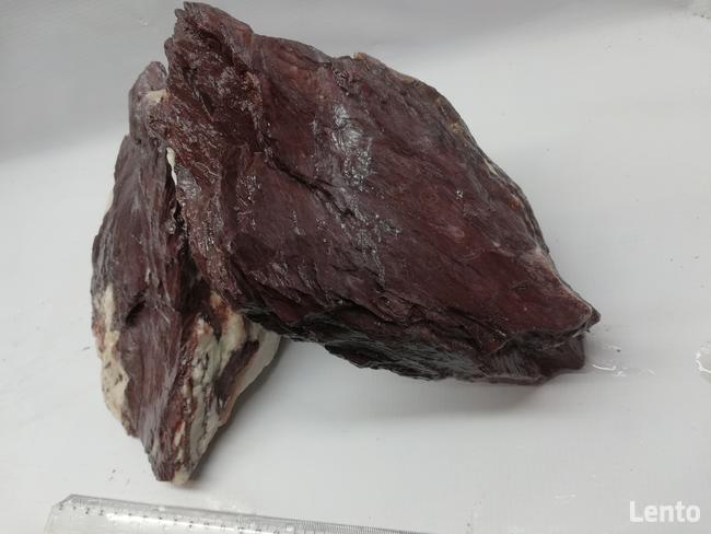 Matrix biało-czerwony kamień do akwarium