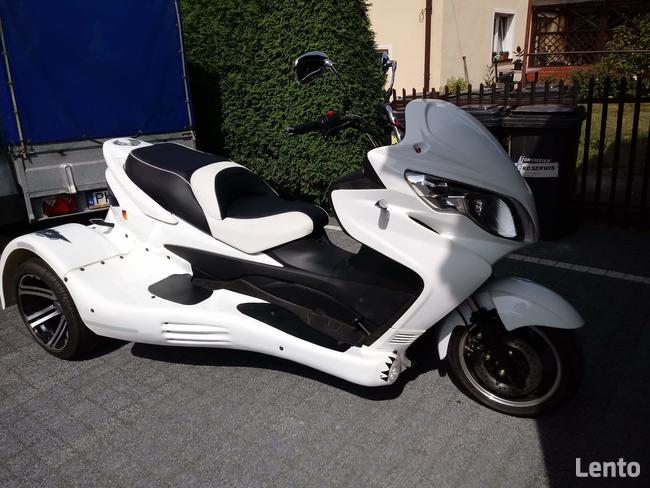 motocykl trójkołowiec