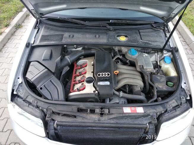 AUDI A4 B6 SREBRNY SEDAN-RYKI