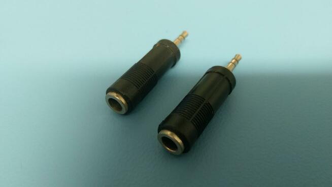 Przejściówka - wtyk mały Jack 3,5 stereo na duży.