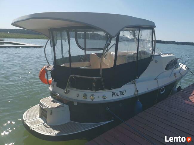 Wynajem łodzi motorowych , hauseboat bez uprawnień