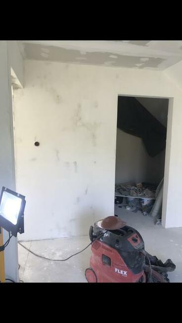 Szpachlowanie ,Malowanie natryskowe, Tapetowanie