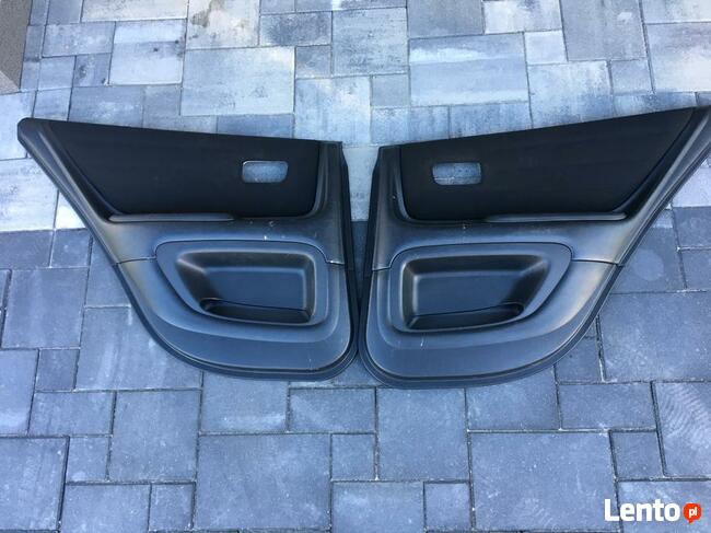 oddam za darmo boczki Lexus IS 200