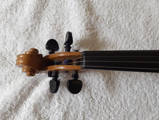 skrzypce lutnicze połówki wykonane w Lubinie Legnickim rok