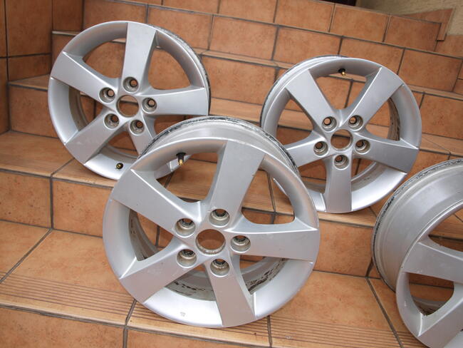 Honda Suzuki felgi alufelgi 15 oryginalne (komplet 4 sztuki)