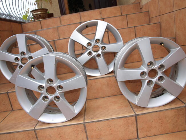 Honda Suzuki felgi alufelgi 15 oryginalne (komplet 4 sztuki)