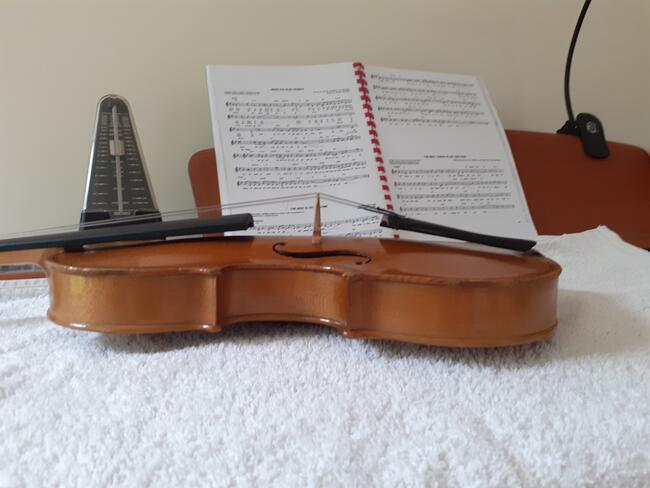 skrzypce lutnicze połówki wykonane w Lubinie Legnickim rok