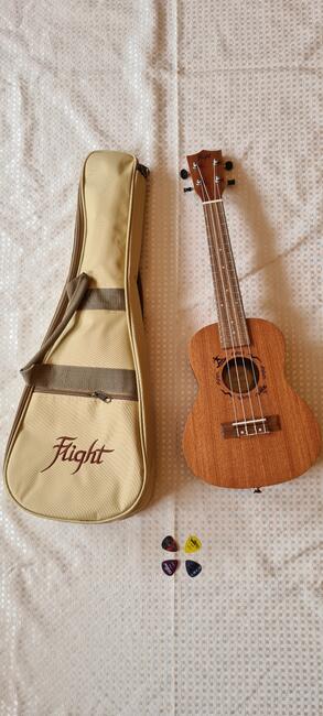 WYPOŻYCZALNIA INSTRUMENTÓW MUZYCZNYCH gitara skrzypce