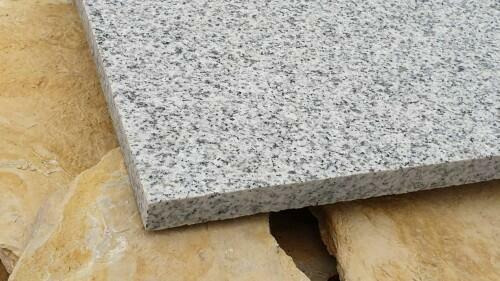 Płytki Granitowe Płomieniowane Bianco Cristal 30,5x61x1