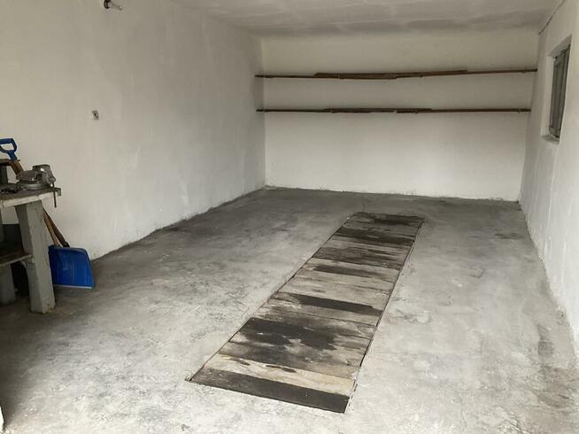Sprzedam murowany garaż. Kalisz ul. Dąbrowskiego