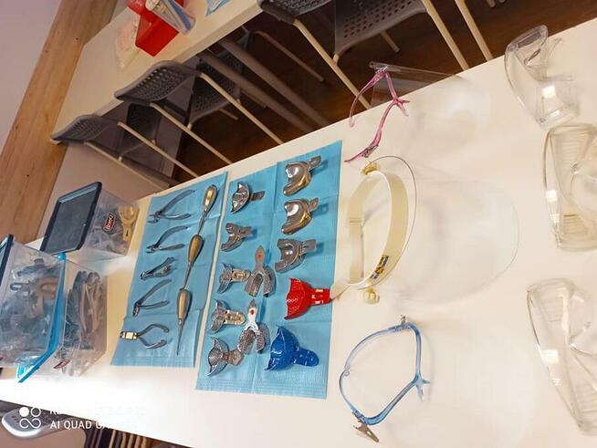 ZATRUDNIMY NAUCZYCIELA NA KIERUNKU STOMATOLOGICZNYM