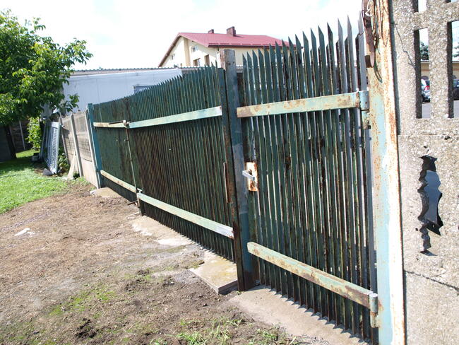 Brama wjazdowa dwu skrzydłowa 4,70m + furtka 1m