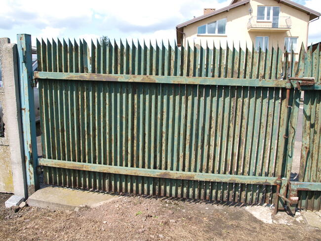 Brama wjazdowa dwu skrzydłowa 4,70m + furtka 1m