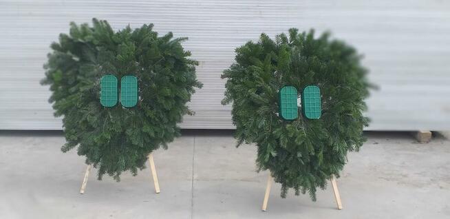 Wieńce, podkłady pogrzebowe