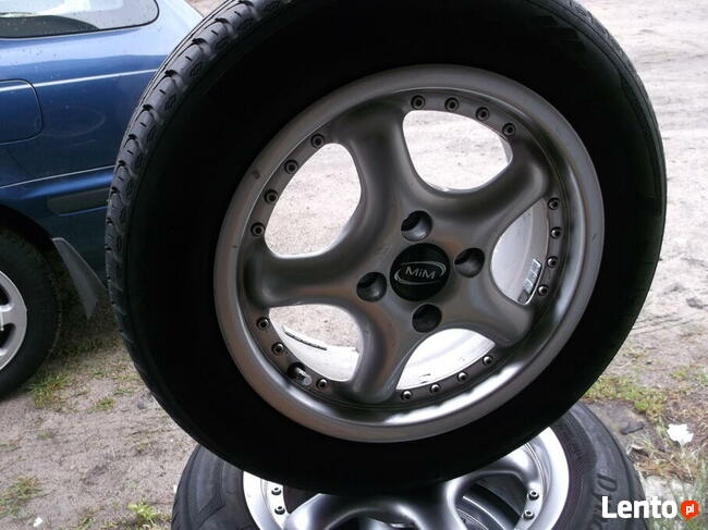 Felgi aluminiowe z oponami w bardzo dobrym stanie. 175x65x14