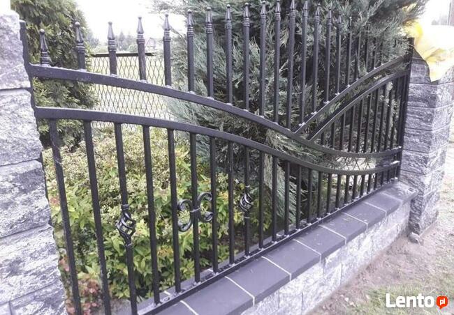 Balustrady balkonowe, ogrodzenia, konstrukcje stalowe itp