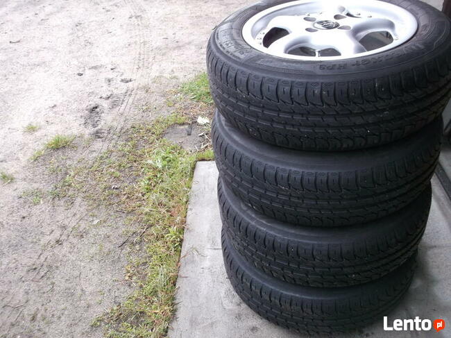 Felgi aluminiowe z oponami w bardzo dobrym stanie. 175x65x14