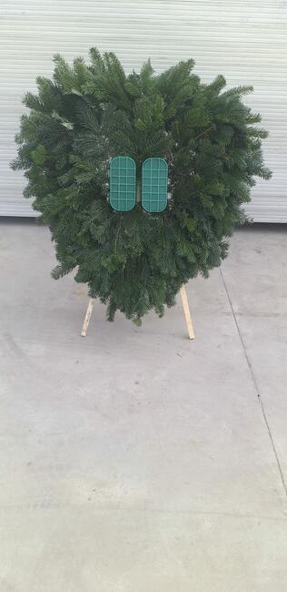 Wieńce, podkłady pogrzebowe