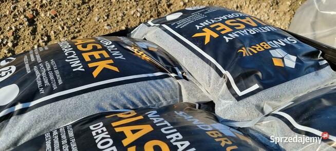 Suchy Żwirek Bazaltowy Fuga Zasypka 2-5 mm Grys