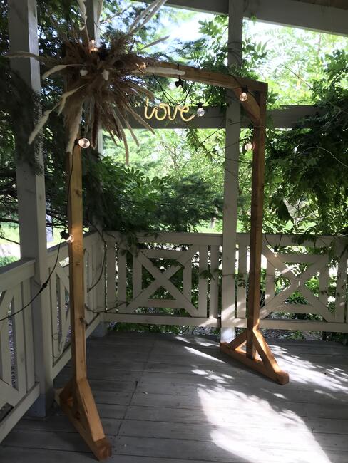 Złote metalowe koło ścianka wynajem wypożyczalnia dekoracji