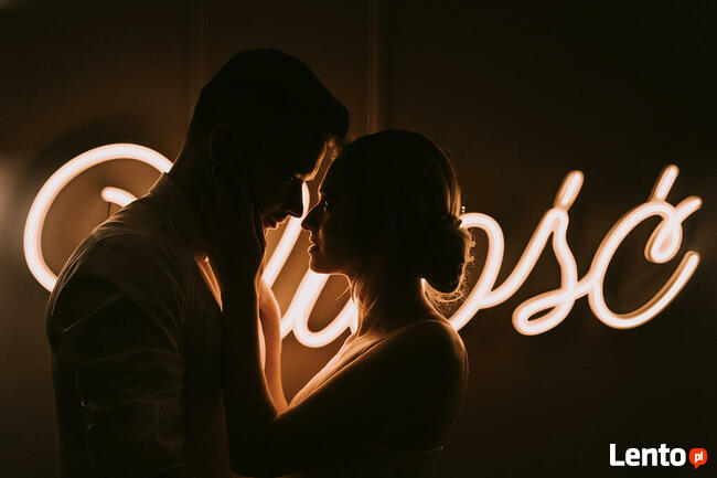 Złote metalowe koło ścianka wynajem wypożyczalnia dekoracji