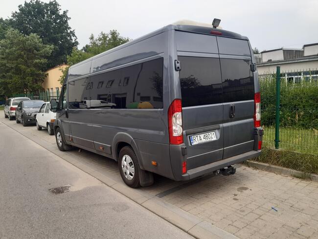 Wynajem BUSa transport osób rozwożenie gości kierowca WESELE