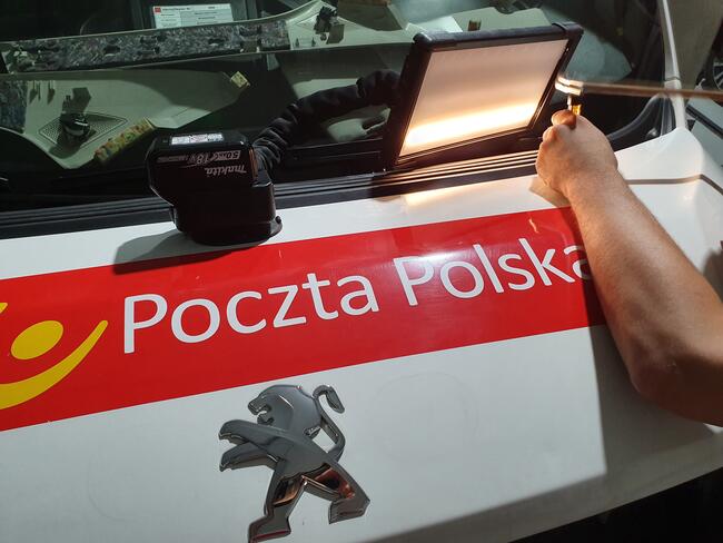 ARTCAR -USUWANIE WGNIECEŃ BEZ LAKIEROWANIA Naprawy powypadk.