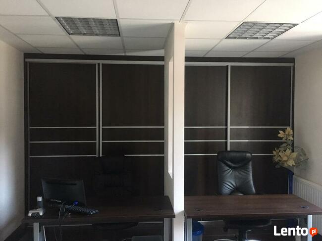 Budynek biurowy na sprzedaż w centrum Starachowic