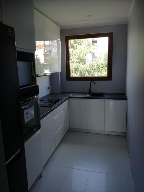 Meble łazienkowe, szafy, meble kuchenne