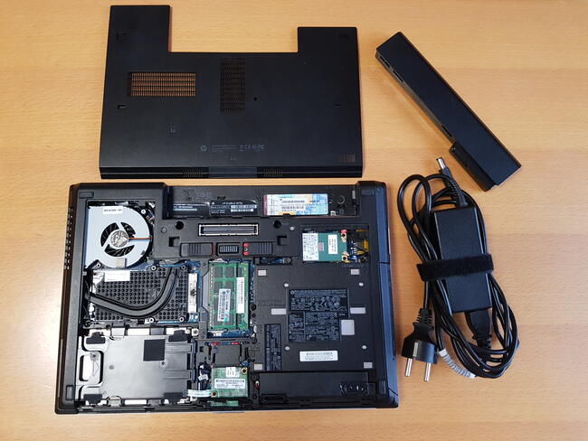 HP EliteBook 8470p i5 2.6 GHz, 8GB RAM, 320GB HDD, W10, DVD