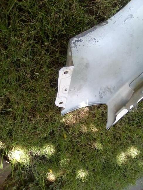 Błotnik przedni lewy Skoda Fabia 2