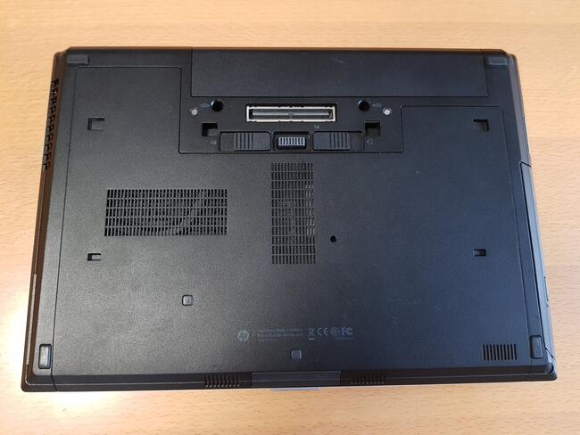 HP EliteBook 8470p i5 2.6 GHz, 8GB RAM, 320GB HDD, W10, DVD