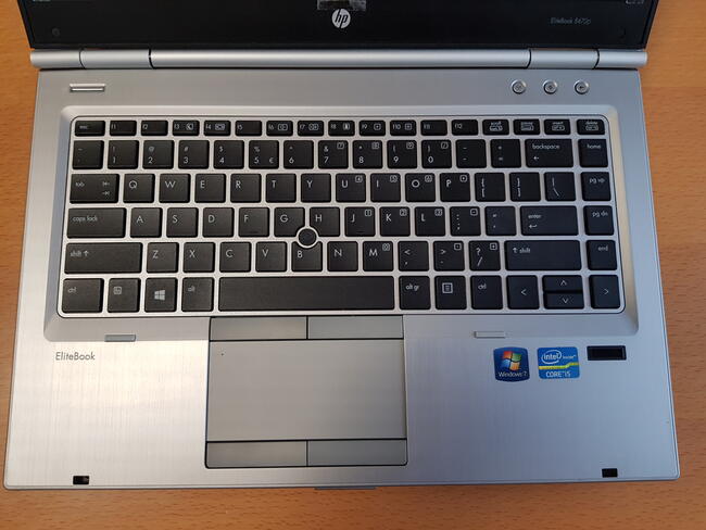 HP EliteBook 8470p i5 2.6 GHz, 8GB RAM, 320GB HDD, W10, DVD