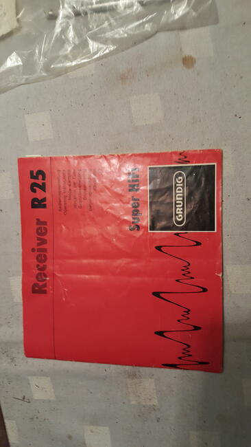 Radio wielozakresowe Grundig R 25