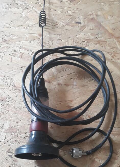 CB Radio Model Onwa MK3 K6122AM/FM - komplet