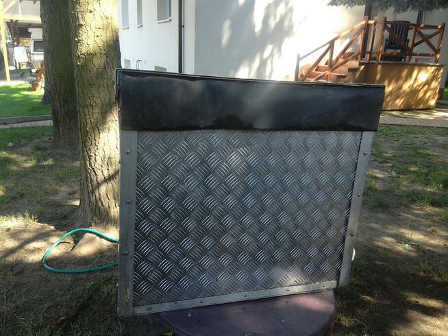 Kufer , skrzynka na butle